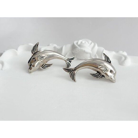 Dolphin Figural Silver Toned Vintage 3 Dimensional XL Nautical Stud Earrings - Picture 6 of 8